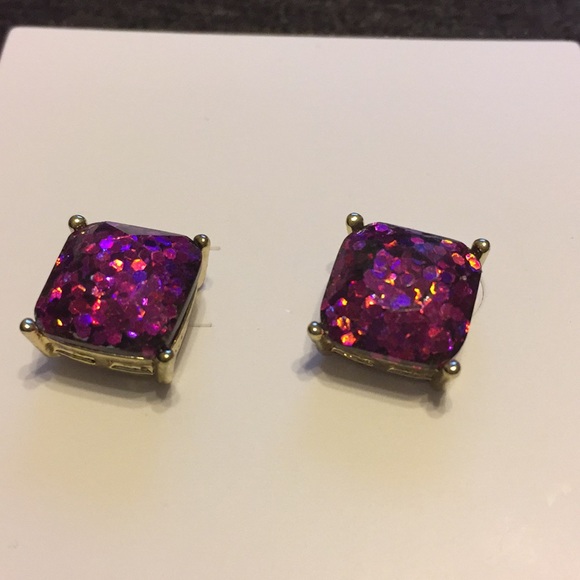Jewelry - Large pink square glitter stud goldtone NWOT